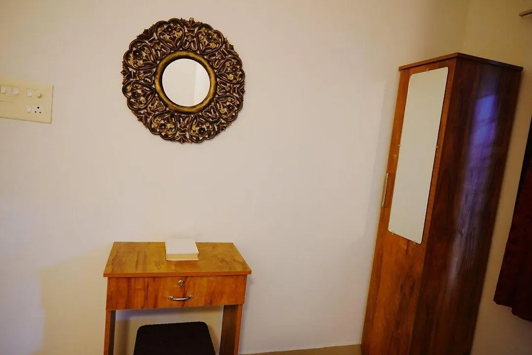 Fortis Rooms Kochi Bed & Breakfast